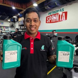 Service Minyak Hitam